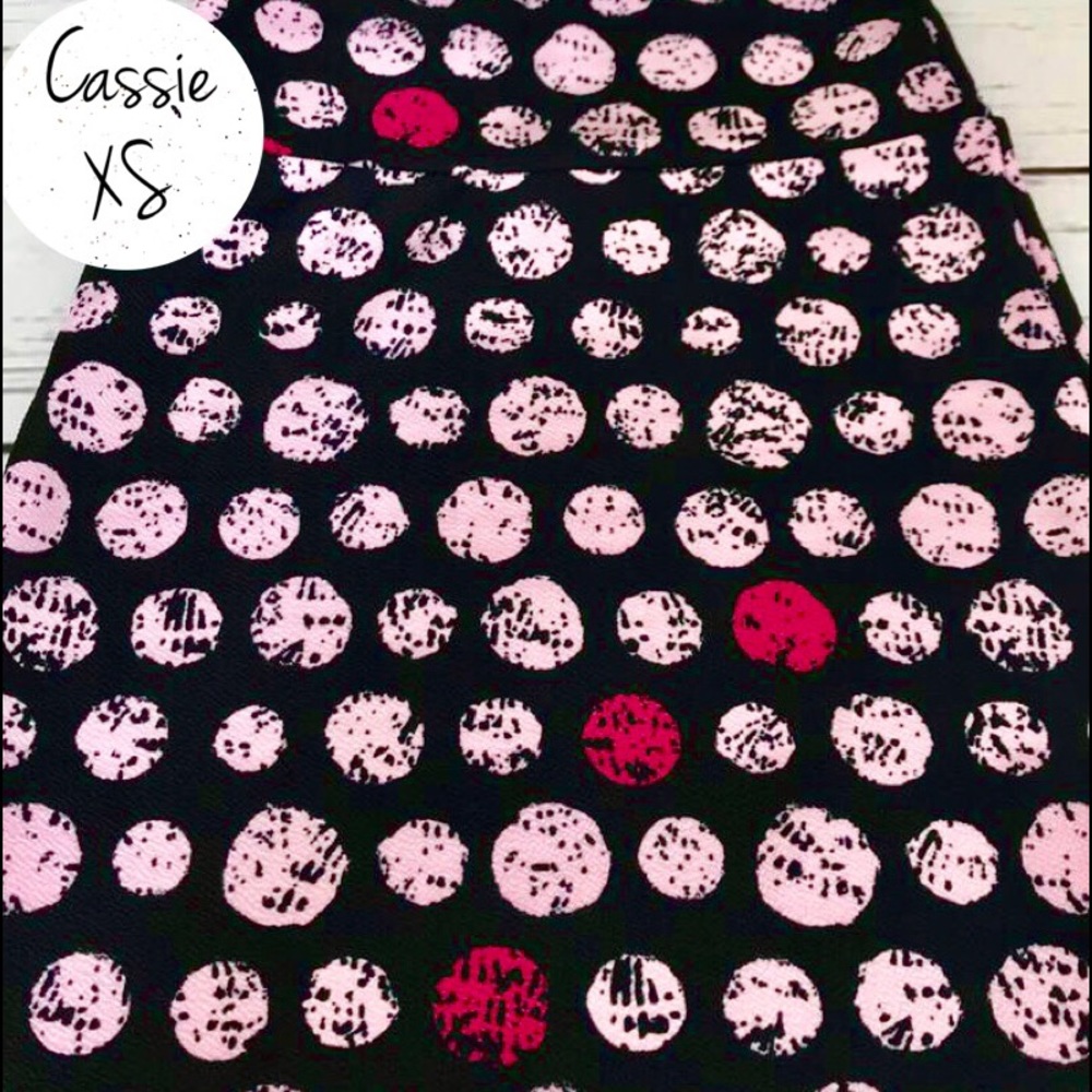 💝💝💝 3 for $33 LuLaRoe Cassie Pencil Skirt